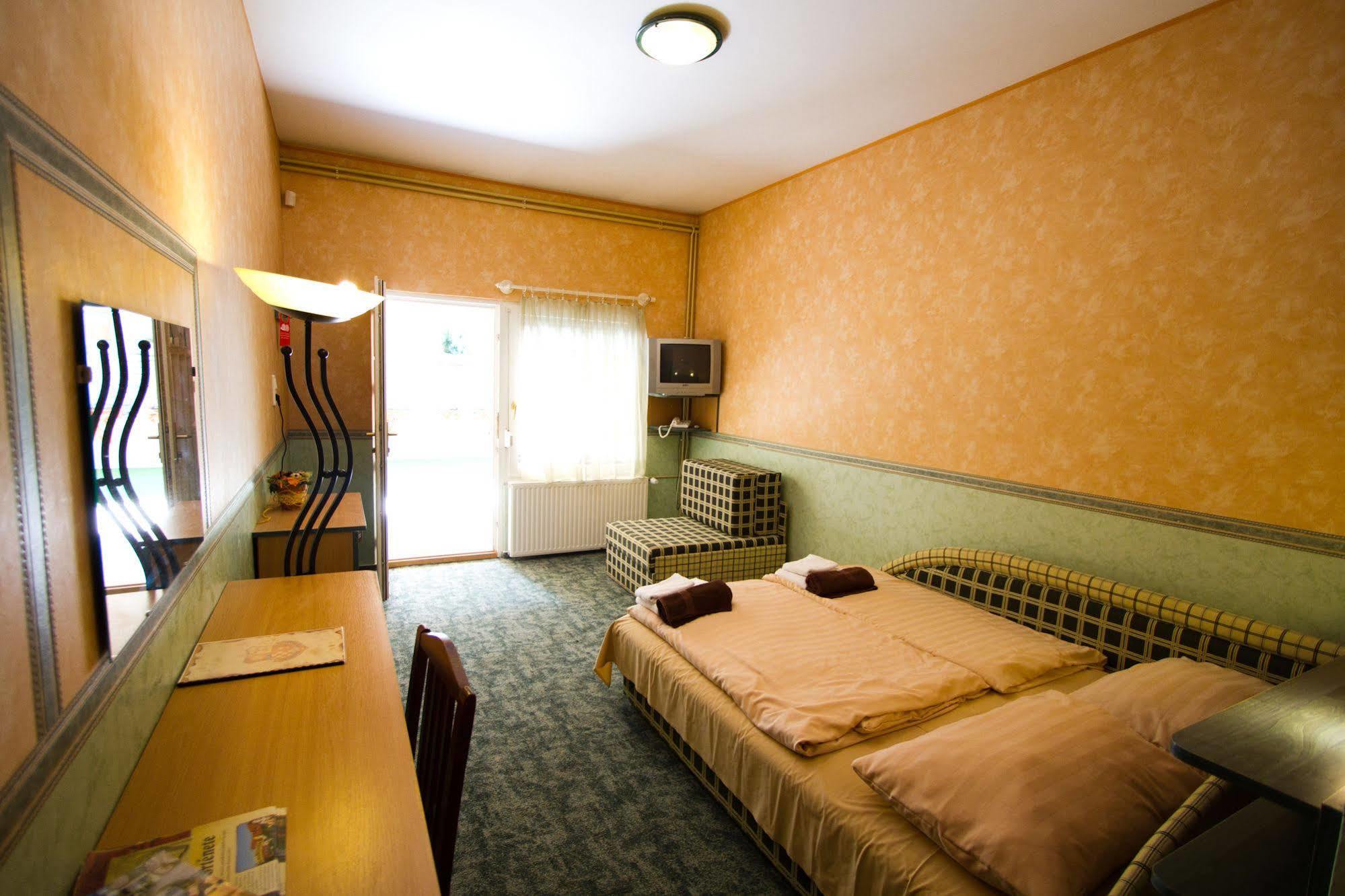 Piknik Wellness Hotel Σίοφοκ Εξωτερικό φωτογραφία